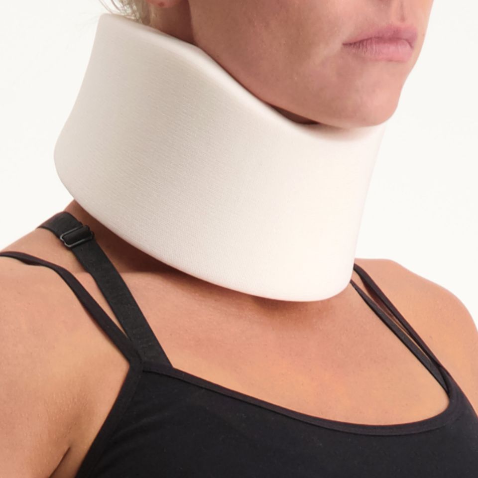 sluiting van de Dunimed nekbrace